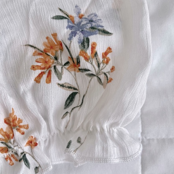 White Ruffle Cottagecore Top - Picture 4 of 4